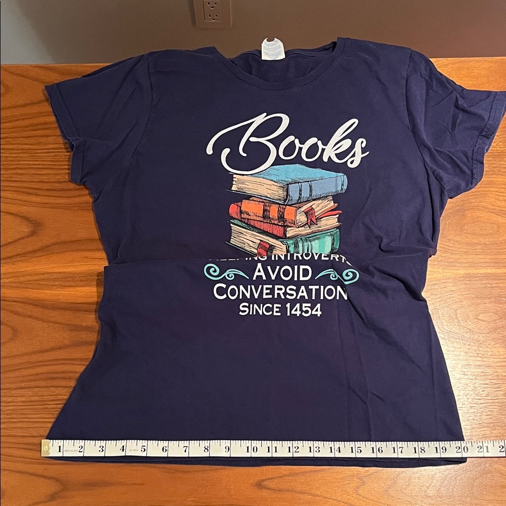EUC "Books Helping Introverts Avoid Conversation Since 1454" T-Shirt M - Picture 9 of 10